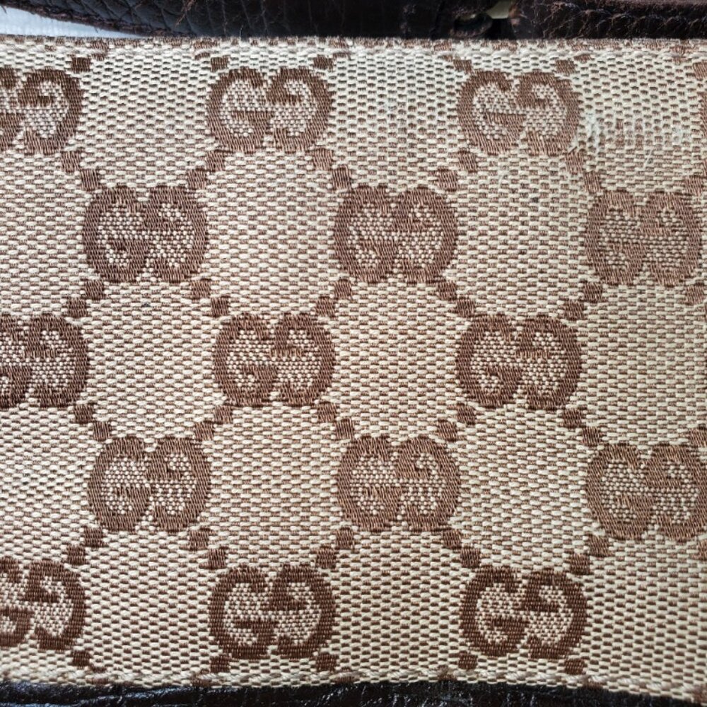 GUCCI GG Supreme Canvas Shoulder Bag - Picture 4 of 12